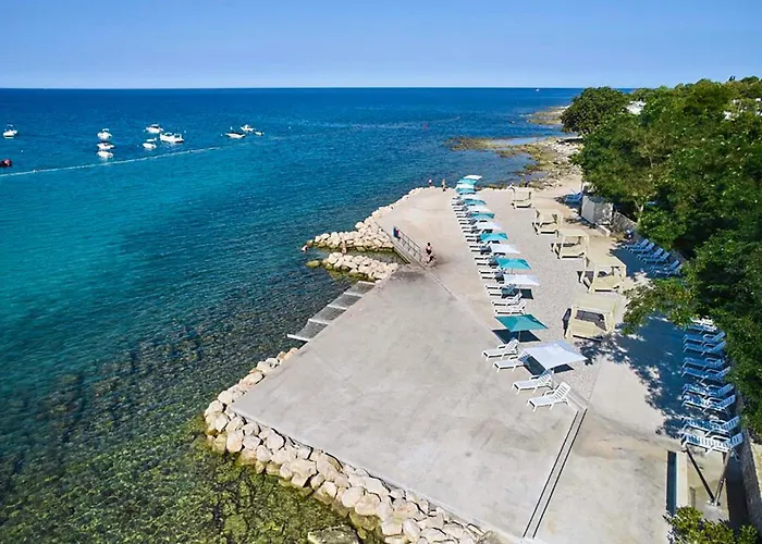 Campingplads Front Stacaravan In With Wifi Umag